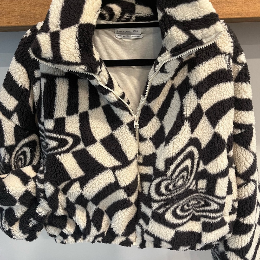 Urban Outfitters Black and White Teddy Jacket - Picture 6 of 16